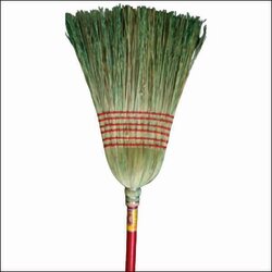 ESCOBA GRANDE DE 6 HILOS