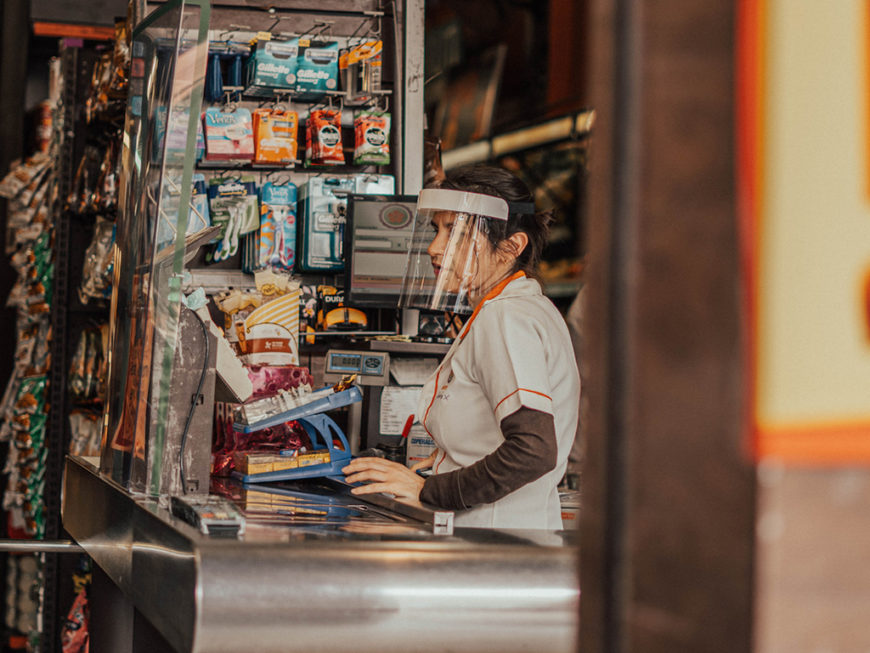 ¿Qué se necesita para poner una tienda de abarrotes en mi casa?