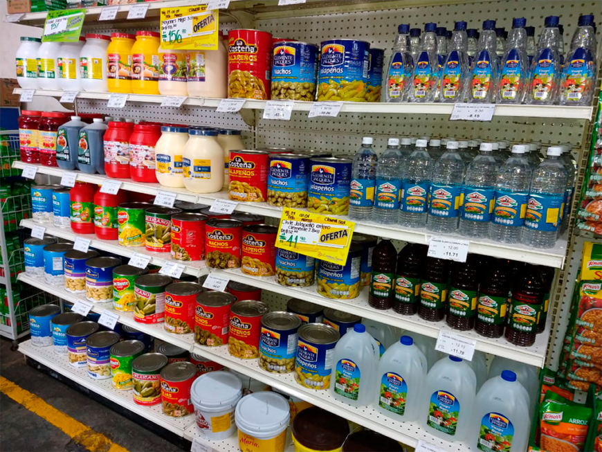 ¿Qué tipo de mostradores necesito para una tienda de abarrotes?